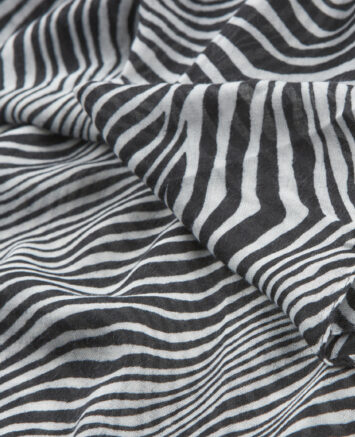 VERDE ΓΥΝΑΙΚΕΙΑ ΕΣΑΡΠΑ 03-0002529 ANIMAL PRINT ΜΑΥΡΟ